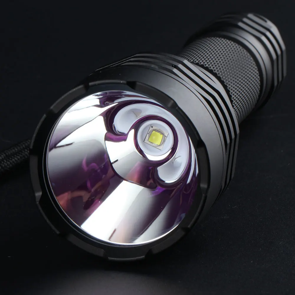 Online El Feneri Konvoy C8 Artı Luminus SST40 Linterna Led Taşınabilir Aydınlatmaları 18650 Flash ışıklı Fener Süper Güçlü çalışma Latarka