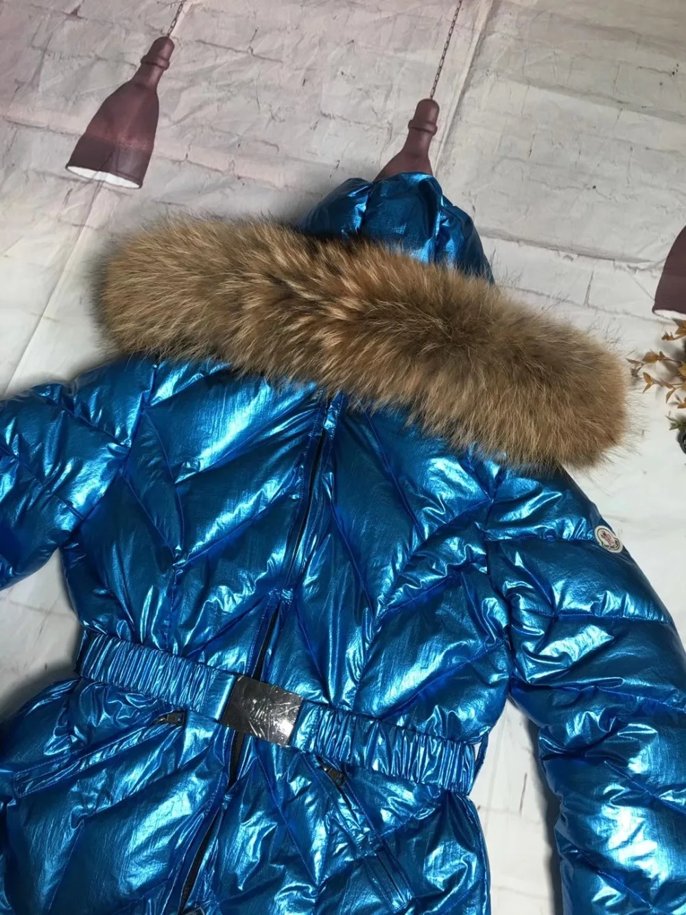 Подгонянный супер Настоящий мех зимний комбинезон для женщин белый утиный пух куртки Женский лыжный костюм пуховик верхняя одежда