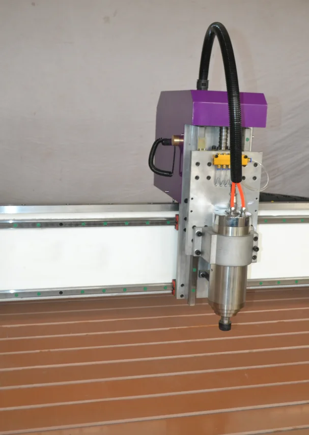 Дешевая цена фрезерный станок с ЧПУ горячая Распродажа 1325/шпиндель 3 0 Вт