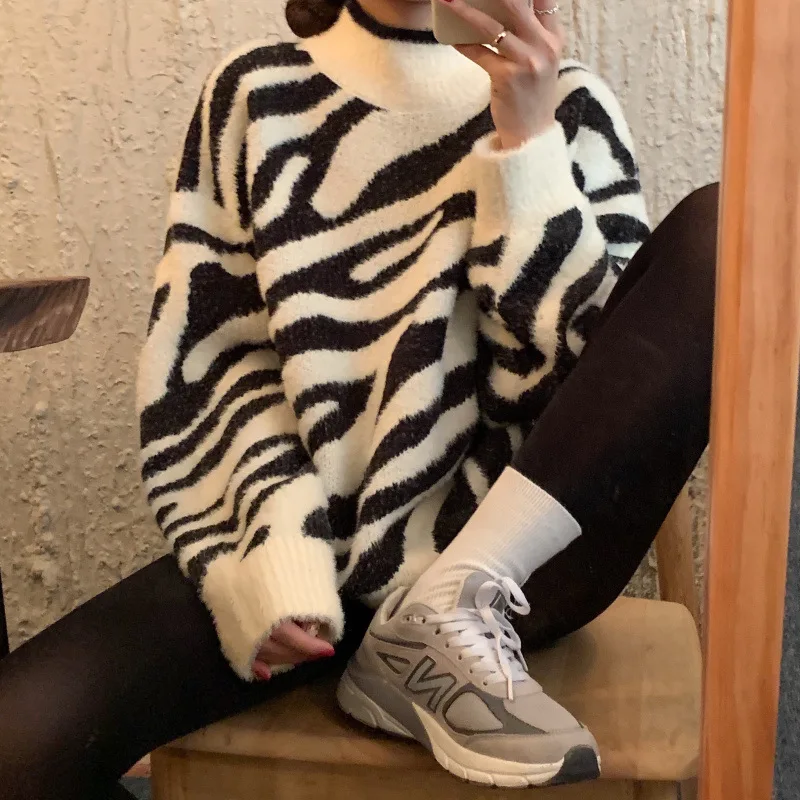 

Women Sweater Korean Style Autumn Winter Warm Zebra Stripes Pullovers Loose Oversized O-Neck Knitted Sweaters Women Jumper Mujer
