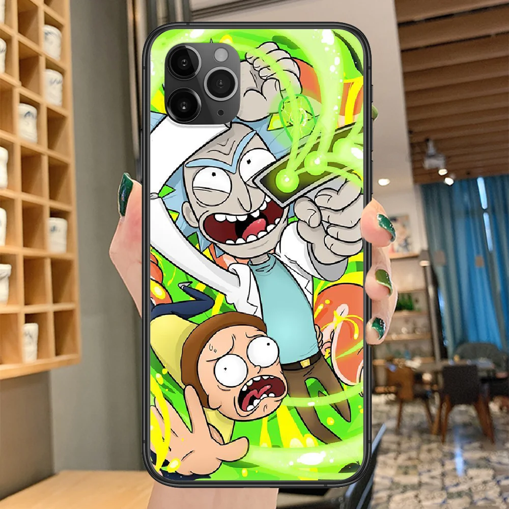

Rick Anime Morty Phone Case Cover Hull For iphone 5 5s se 2 6 6s 7 8 12 mini plus X XS XR 11 PRO MAX black soft funda art