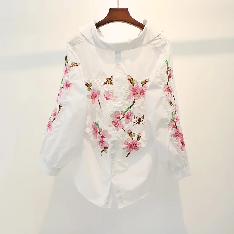 

Women New Summer Fashion Shirt Female Korean Version Flower Embroidery Pullover V-neck Asymmetrical Lantern Sleeve Cotton Shirt