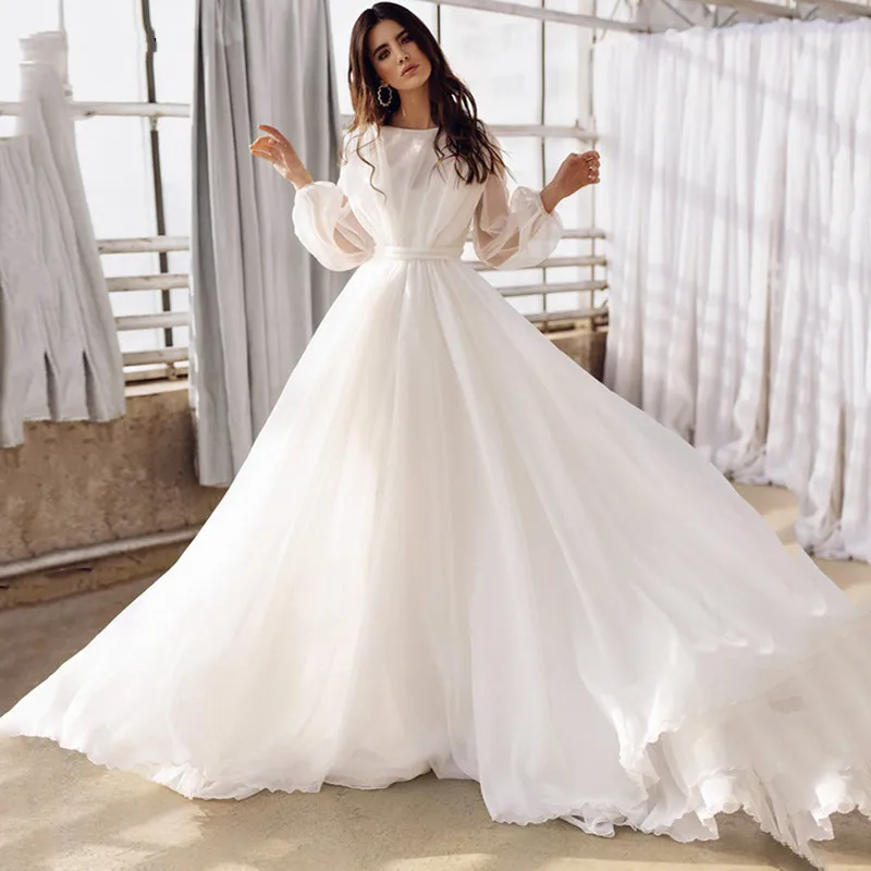 

2021 White Wedding Dresses A Line Puff Long Sleeves Sexy Backless Bridal Gowns Summer Beach Boho Organza Sweety Lady Marriage