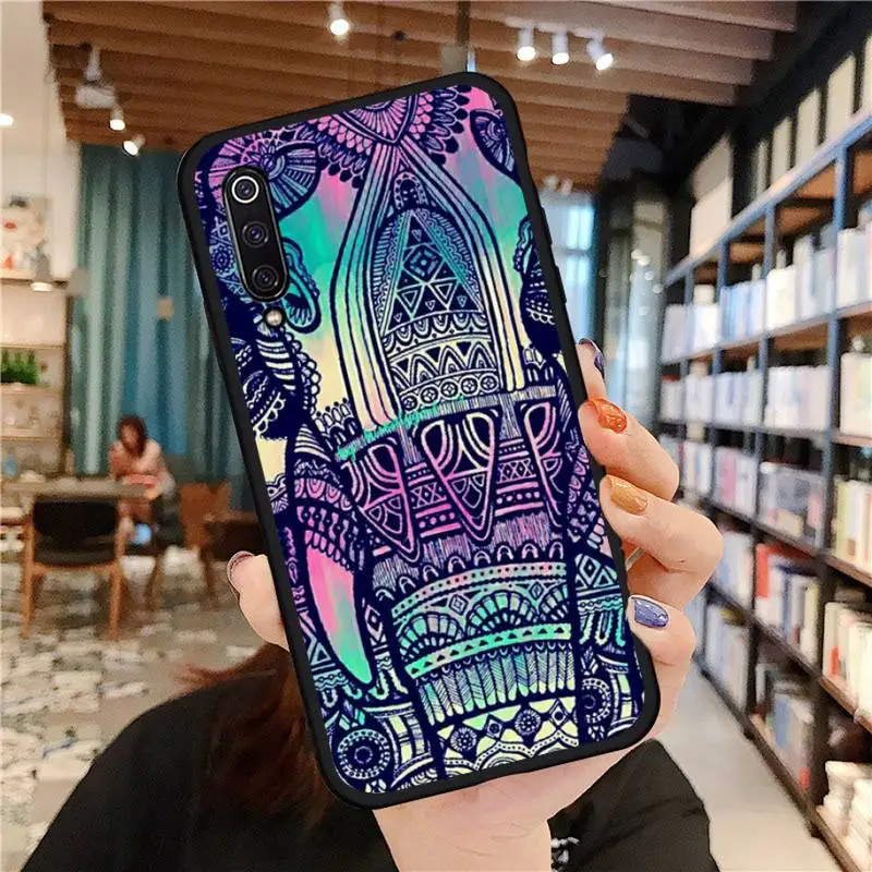 

Animals Lion Wolf Owl Elephant Lion Tiger Phone Case black For Xiaomi Redmi mi note 7 8t 9 9t 9s 8 10 10t 11 pro lite K20 max 3