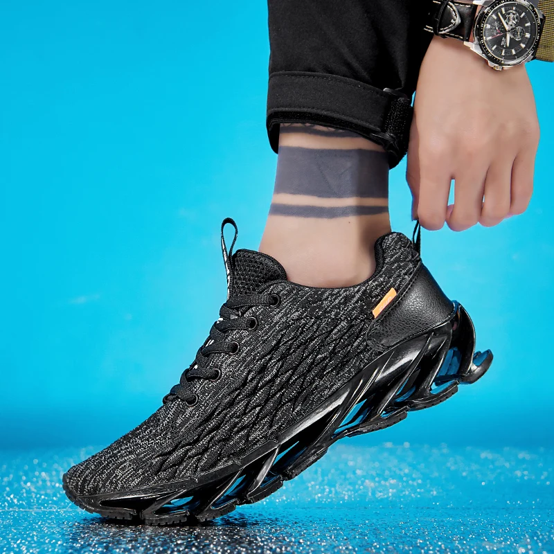 

Spring new large antiskid breathable men's sports shoes fashion low top shoes flat running shoes light men's shoes