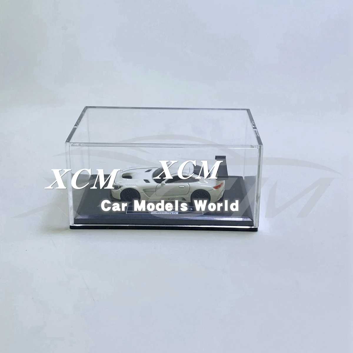Полимерная модель автомобиля Avan Style A M G GT 3 1:87 (белый) |
