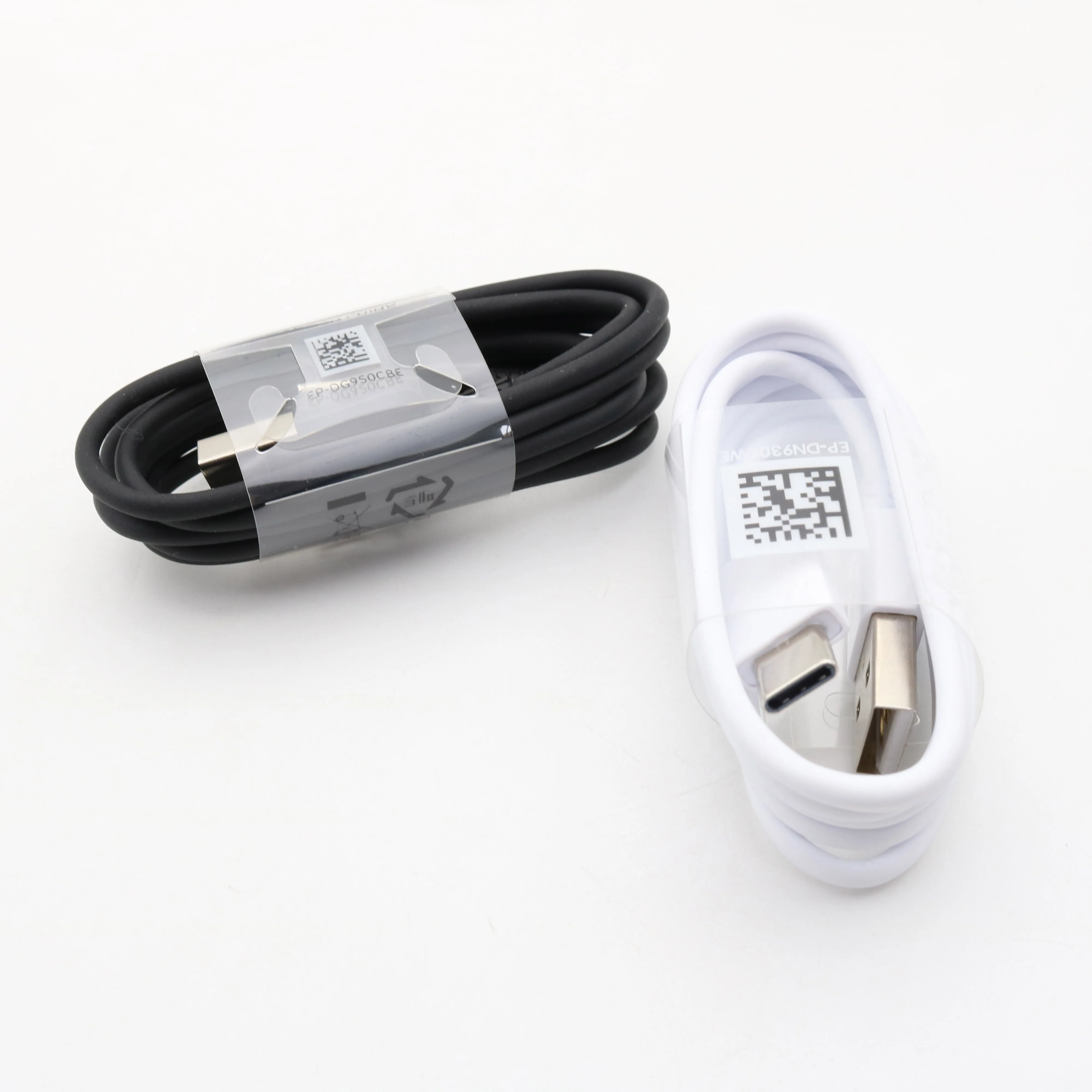 Автомобильное зарядное устройство Samsung с двумя USB портами и кабелем Micro Type C для