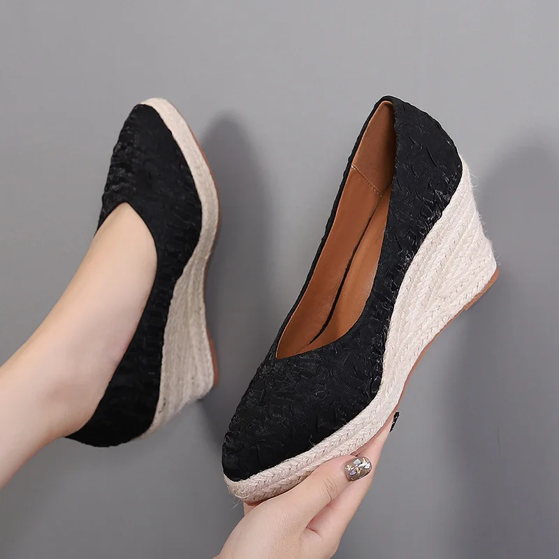 Woman Vulcanize Shoes Slip on High Heels Plus Size 42 Fashion Trainers Shoes for Women Casual Shoes Wedge Ladies Party Shoes