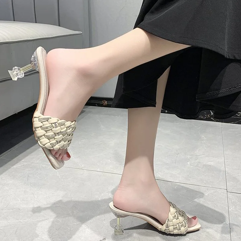 

Women's Shoes