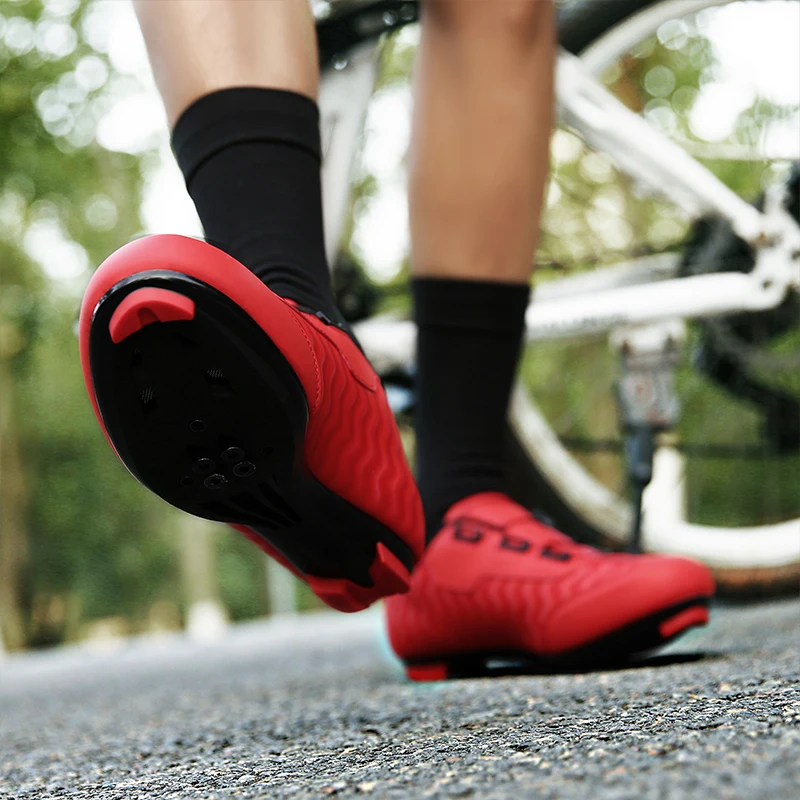 

Professional Athletic Bicycle Shoes MTB Cycling Shoes Men Self-Locking Road Bike Shoes Ventilation Light Women Cycling Sneakers