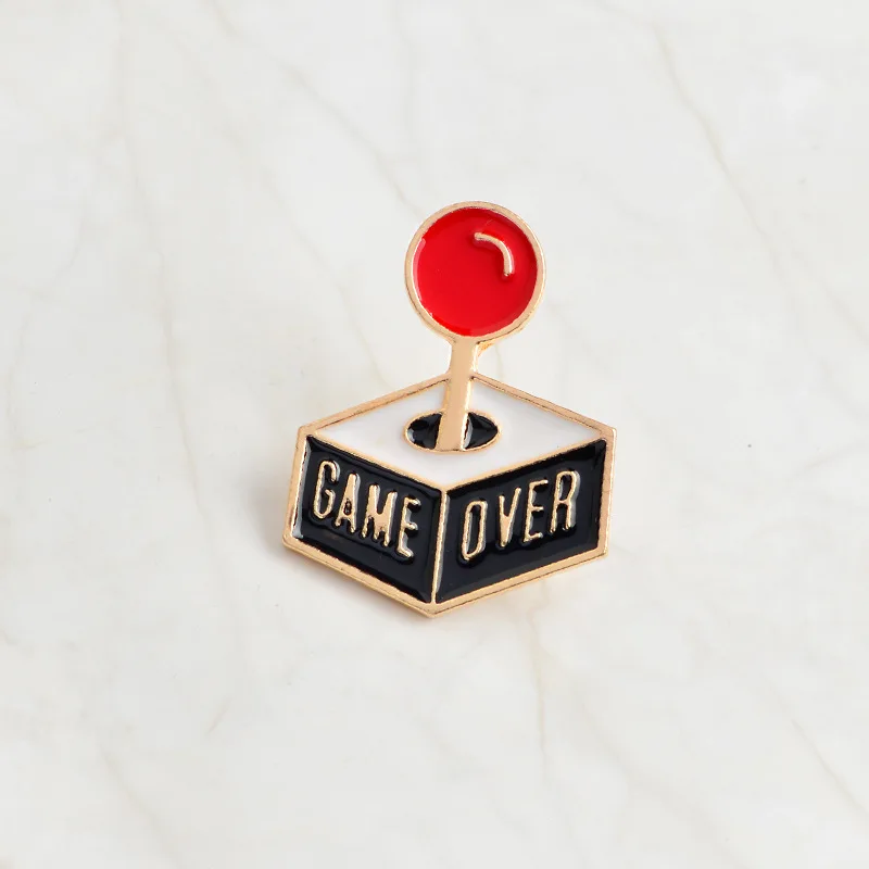 Эмалированные заколки для лацканов Game Over забавные броши в форме коромысла милые