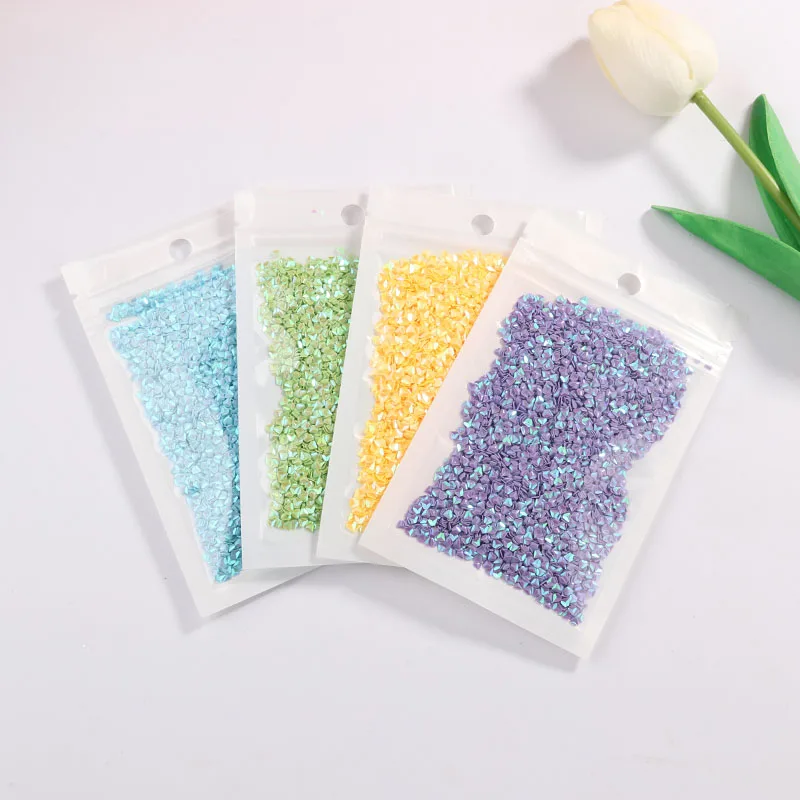 3 мм Алмазный Форма Блестки Разноцветные 3D треугольник с блестками и пайетками