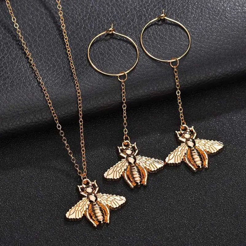 

Classic Insect Modeling Women Fashion Necklace Earrings Sets Trendy New Year Gifts Great Fashion Jewelry Set For Women Jewelry