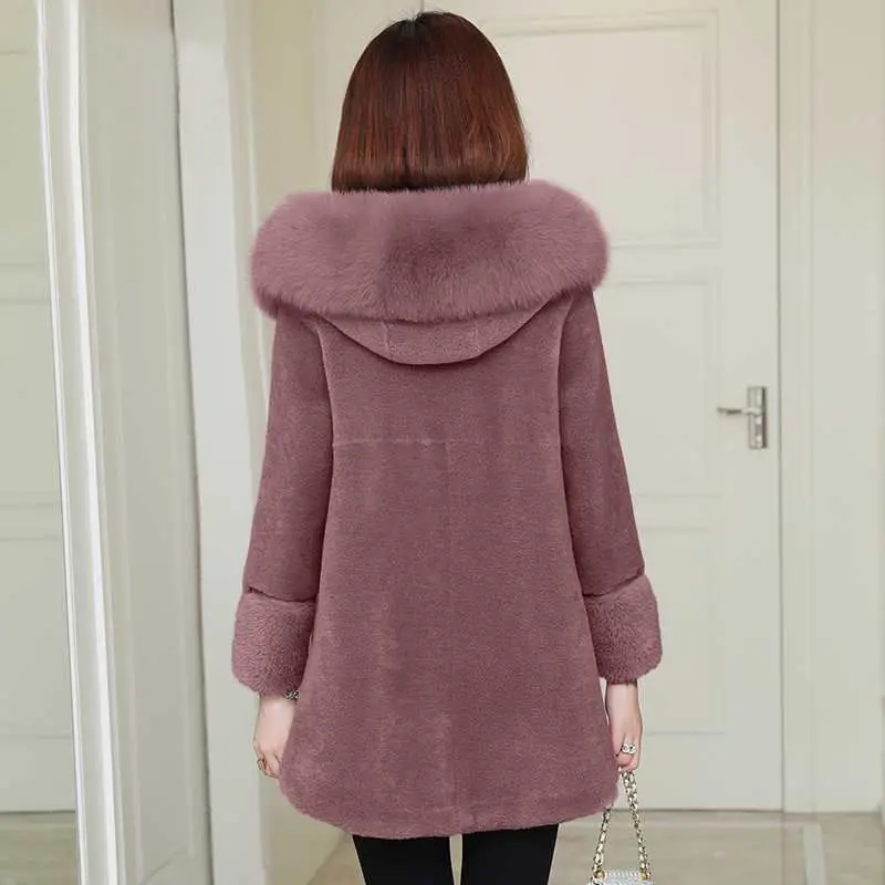 Новое зимнее пальто с имитацией овечьей шерсти Женское искусственным лисьим