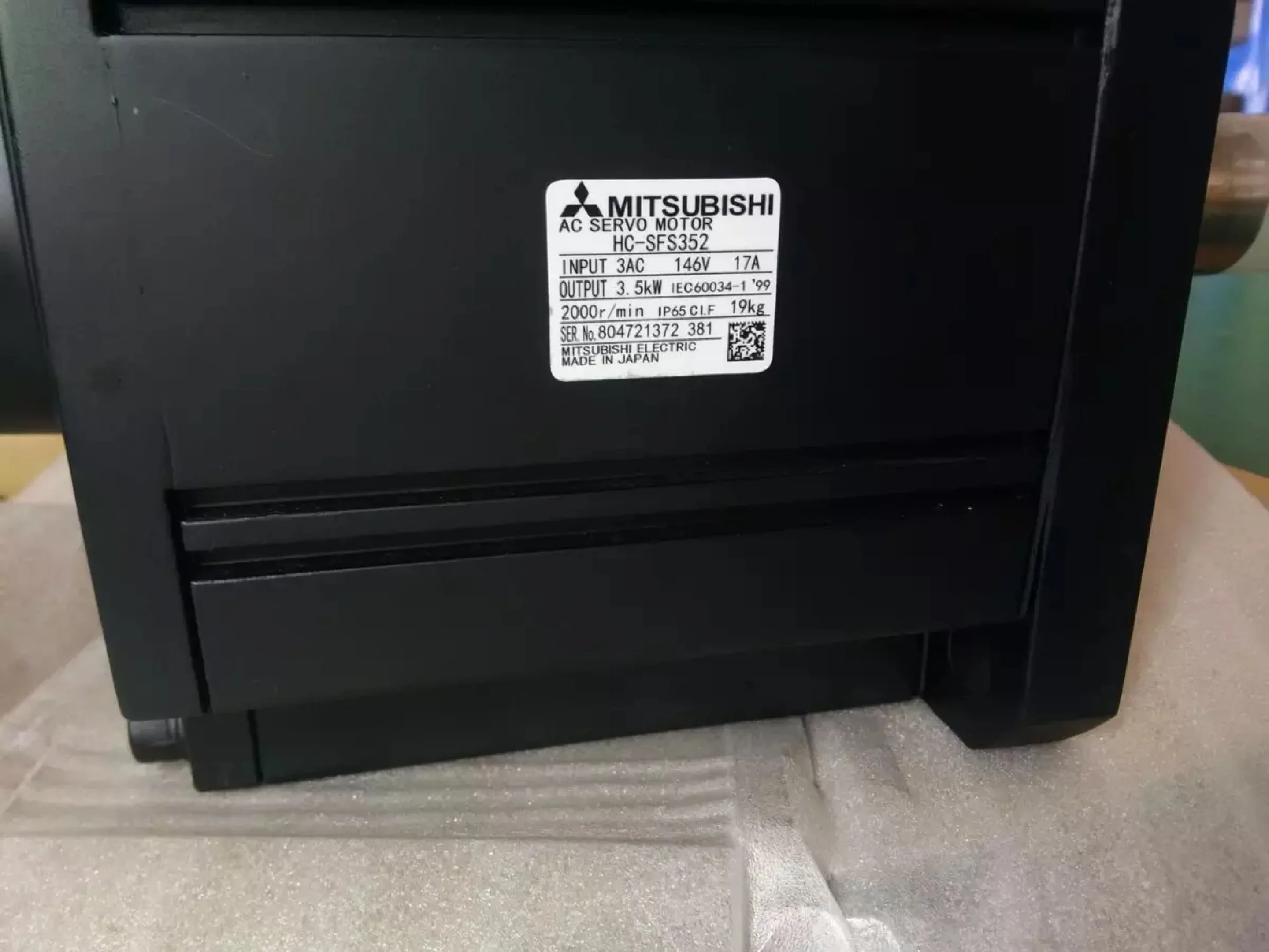 

HC-SFS352/HC-SF352/HC-SF352B/HC-SFS352B usado uno, servomotor, buen funcionamiento