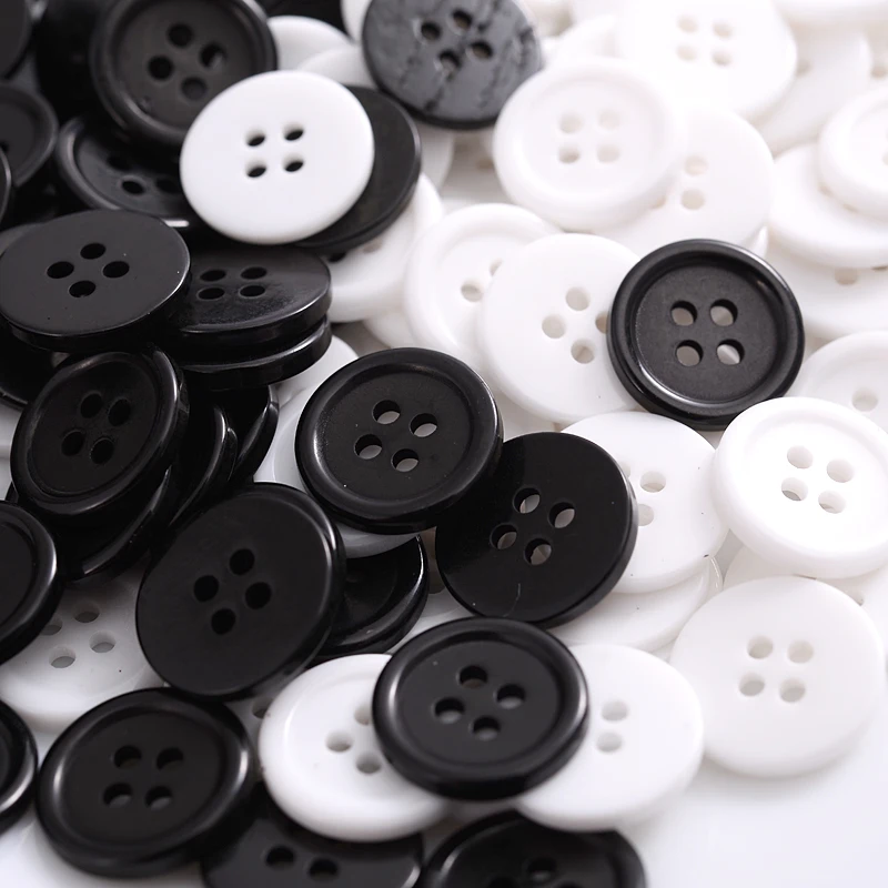 24L(15mm)  50Pcs Black/White Resin Buttons Round 4 Holes Solid Color Buttons For Clothes Shirt DIY Bottons Apparrel Accessories