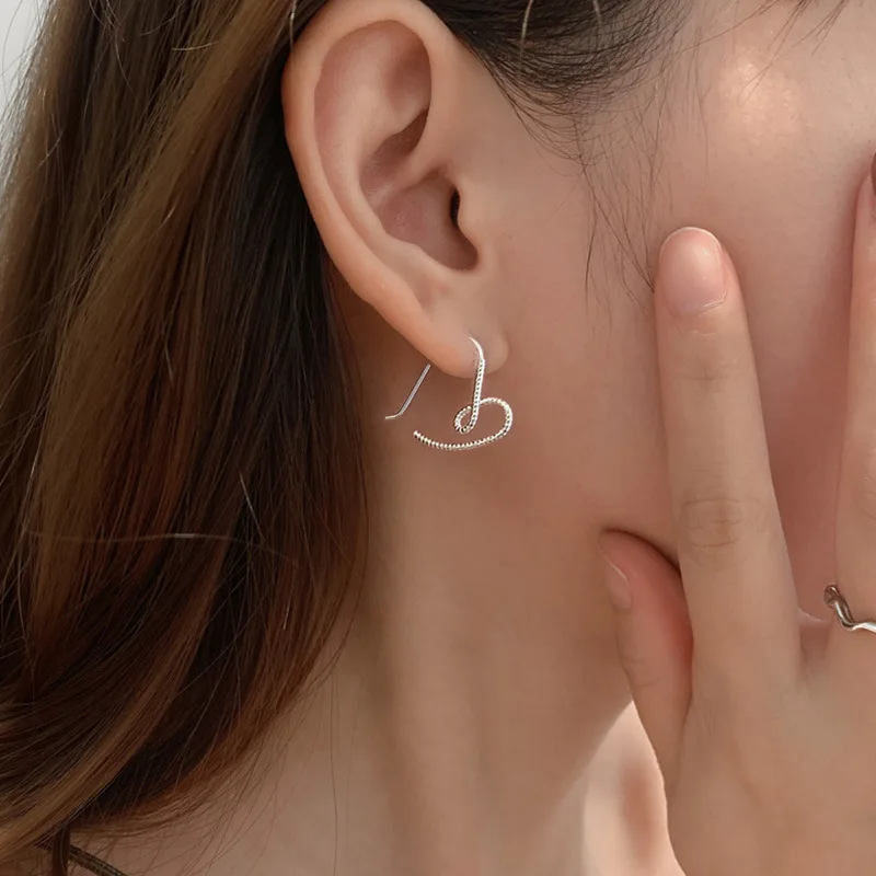 

Серьги-гвоздики женские из серебра 925 пробы, с подвеской в виде сердца