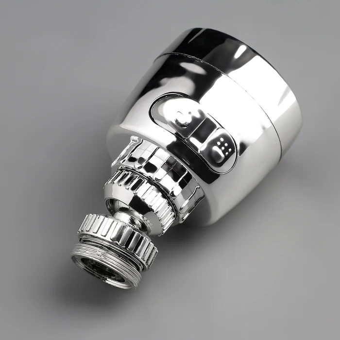 Насадка на кран для экономии воды с изменяемым напором и углом струи серебристый