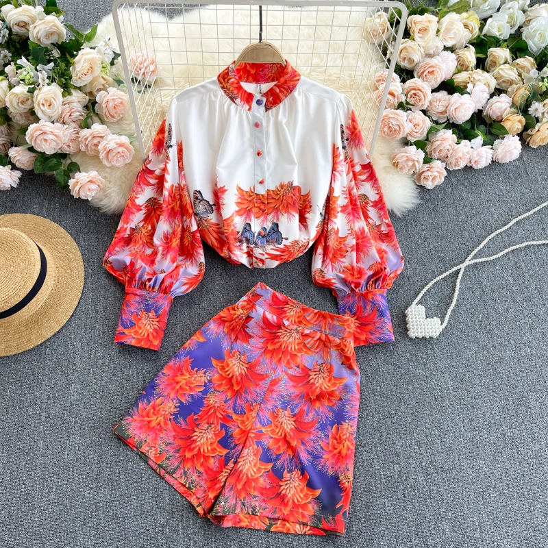 

2021 Spring Summer European Plus Size Suit Vintage Printed Lantern Sleeve Shirt Top High Waist Wide Leg Shorts Two-Piece Outfits