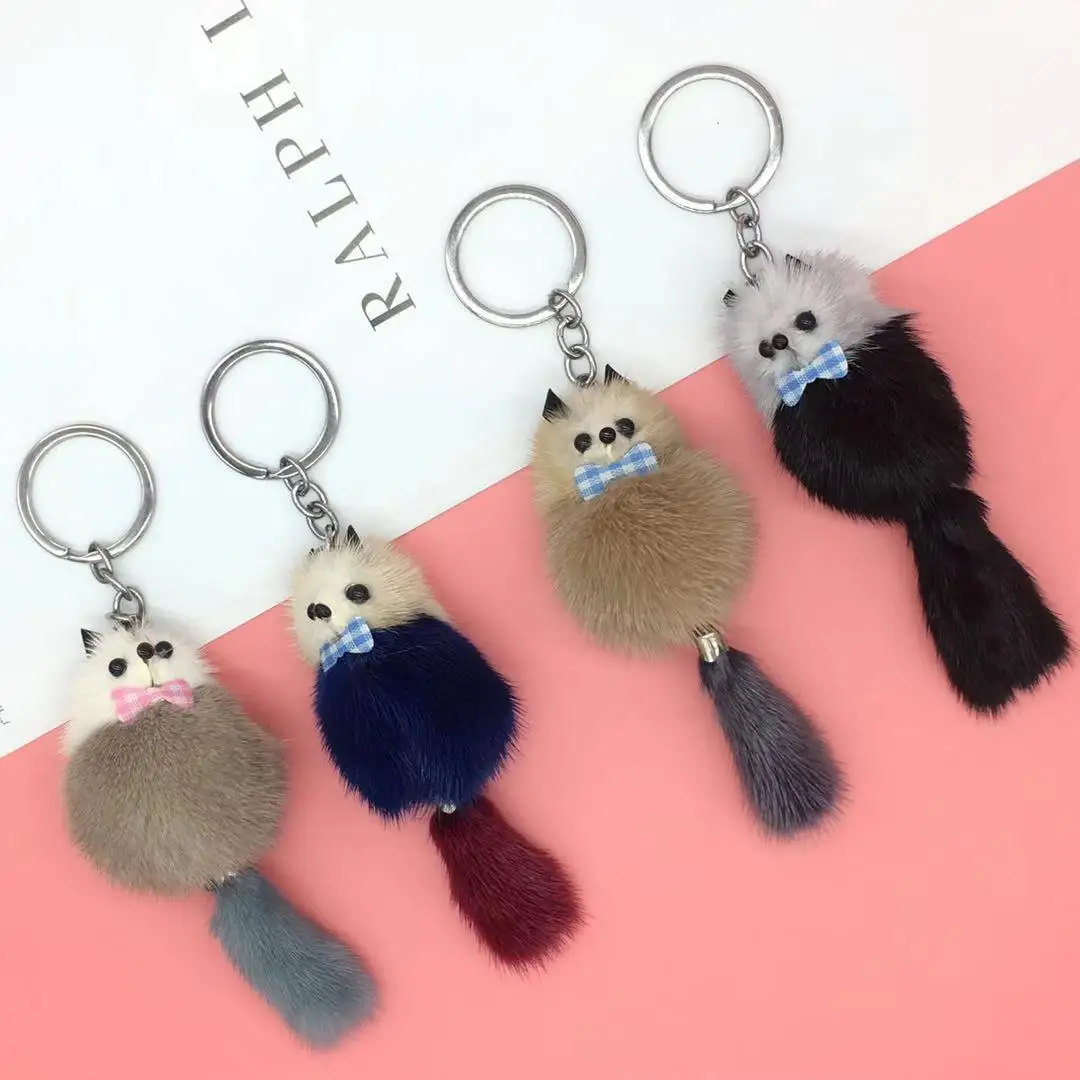 Женский брелок из меха норки и лисы |