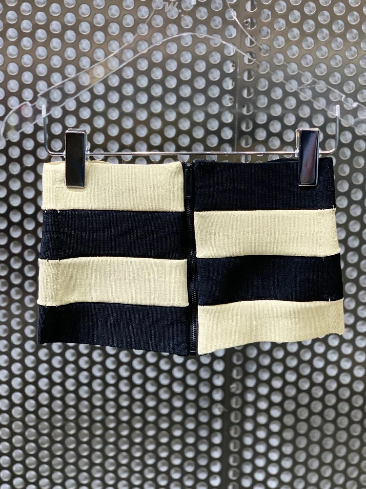 

Spring 2021 Women's Clothing Sexy Stretch Knit Cross-Belt Color Matching Stitching Tube Top Vest Streetwear Blogger The Same