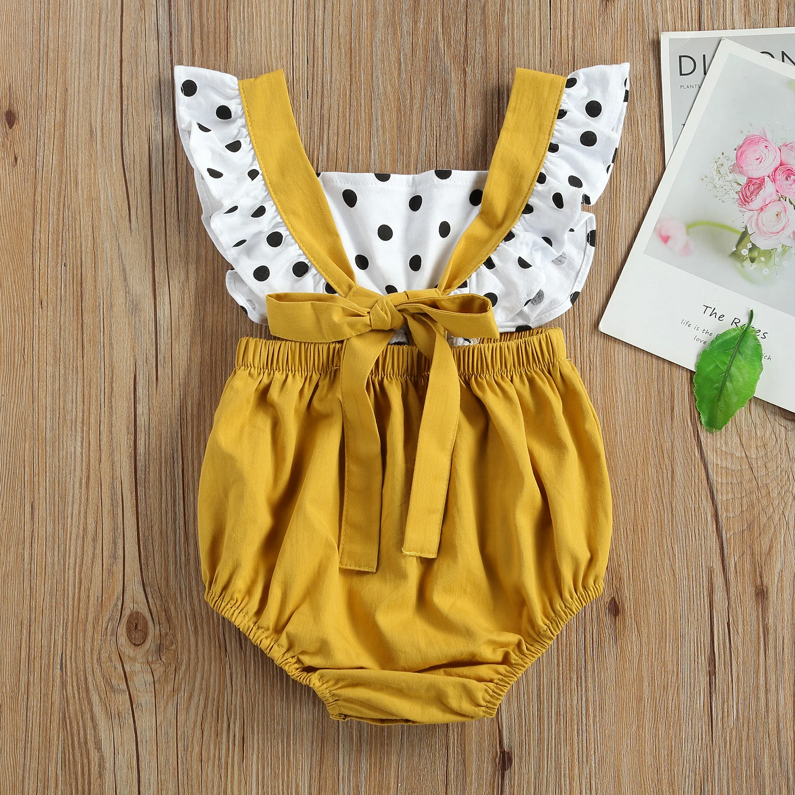 

Baby Girls Sweet Ruffles Fly Sleeve Romper Fashion Polka Dot Stitching Bandage Jumpsuits