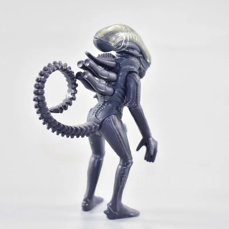 

11CM NECA Alien Figure PVC Action Figure Alien Model Toys Collections