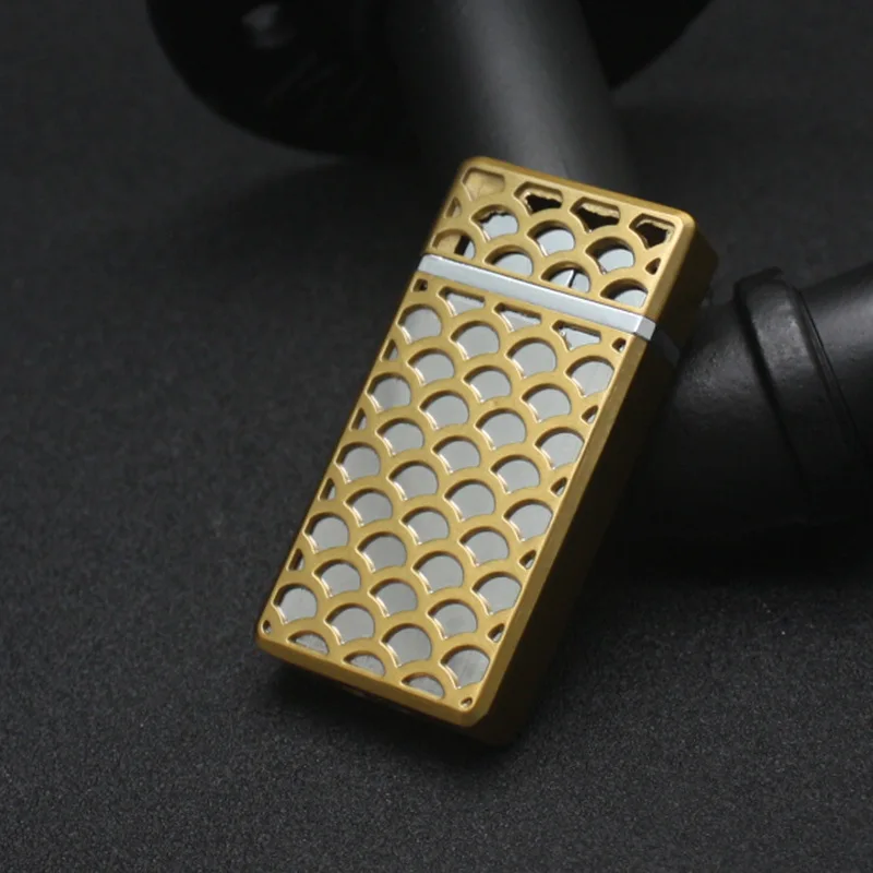 Бутановая турбозажигалка мини кремневая газовая легкие металлические зажигалки