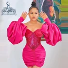 Атласное мини-платье с длинными рукавами-фонариками и блестками