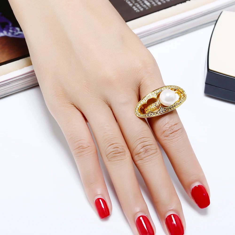 Очень длинное дизайнерское кольцо с высококачественным кристаллом и белым