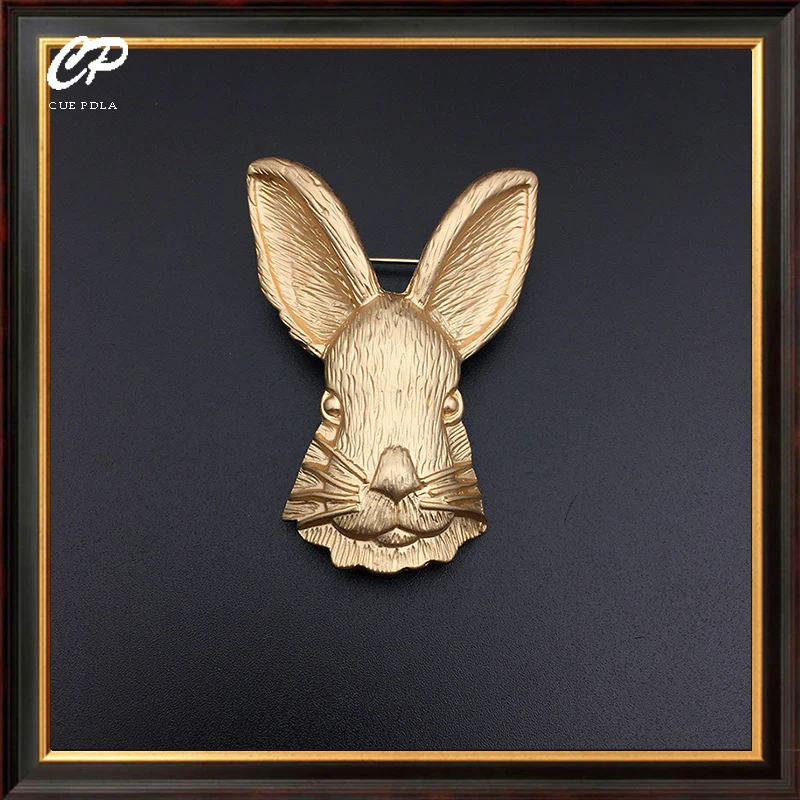 Retro Alloy Rabbit Brooch Pins Female Ins Trendy Party Coller Cute Sweater Brooches Accessories