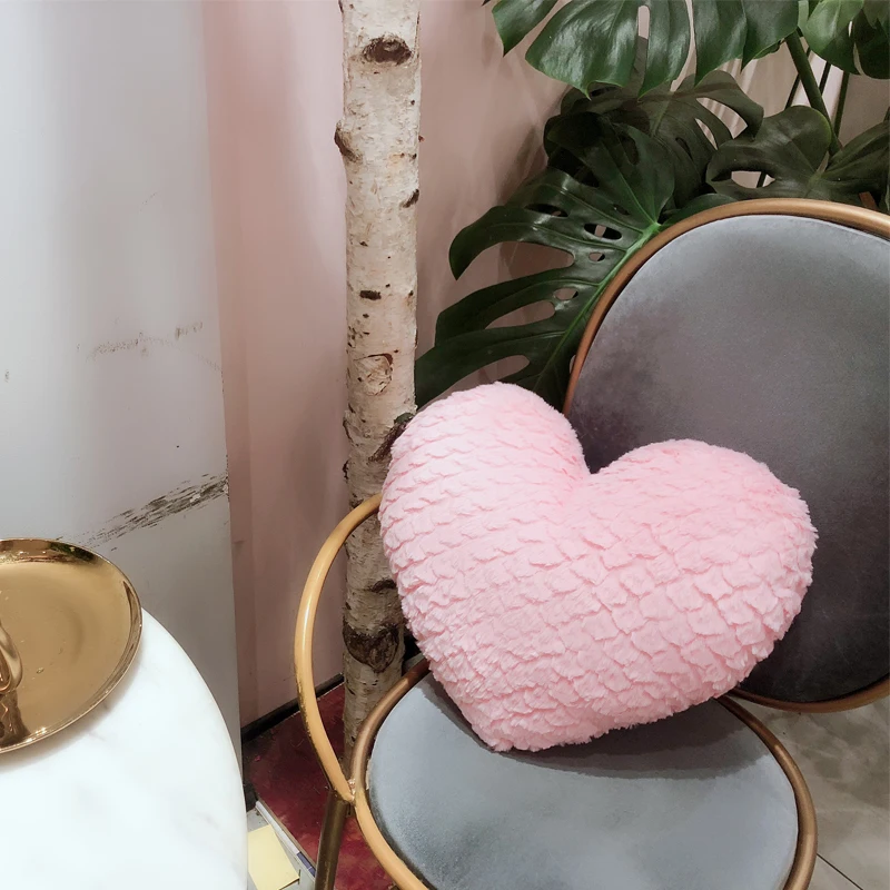 

2021 Heart-shaped Short Plush Modern Simple Pure Color Pillowcase For Home Decoration Living Room Cushion Sofa Back Cushion