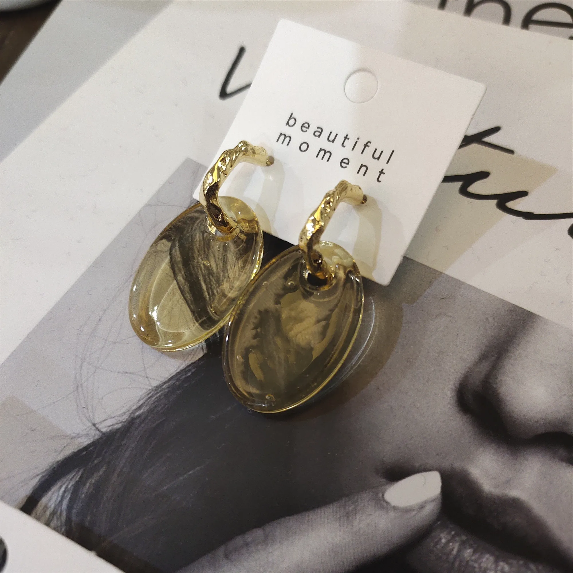 

MENGJIQIAO Korean Fashion Candy Color Acrylic Oval Drop Earrings For Women Pendientes Mujer Moda Statement Metal Circe Jewelry