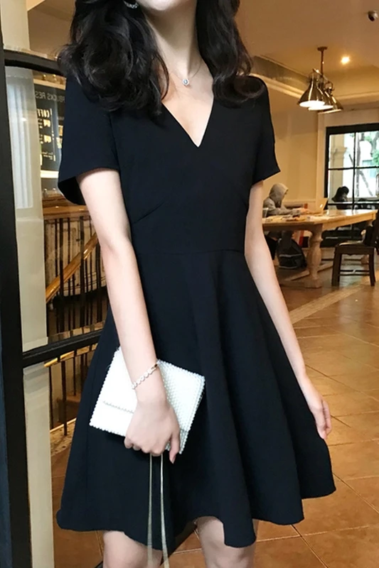 Женское летнее платье большого размера с пышной юбкой черная облегающая юбка