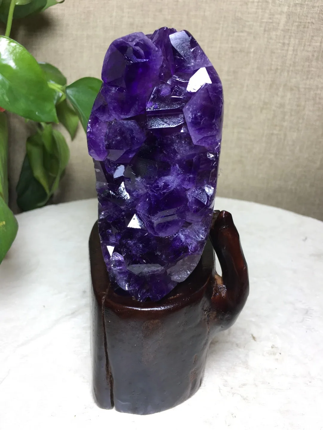 

Natural amethyst cave decoration demagnetization town house purification treasure pot crystal cave stone feng Shui porch