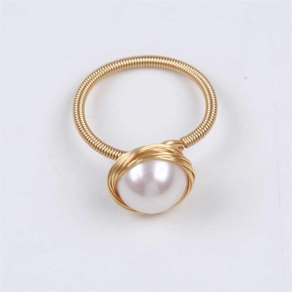 

Hand Wound Alloy Wire And Coin&Button Shape Freshwater Pearl Ring