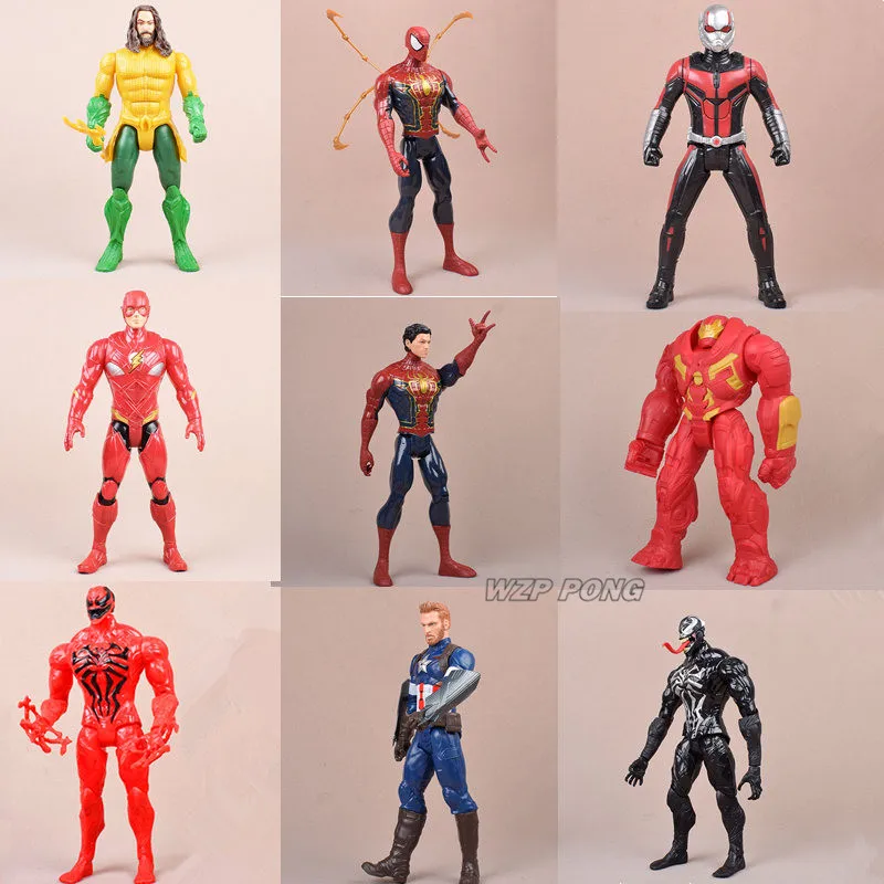 Фигурка супергероя Hasbro Мстители со светодиодной подсветкой и звуковой моделью