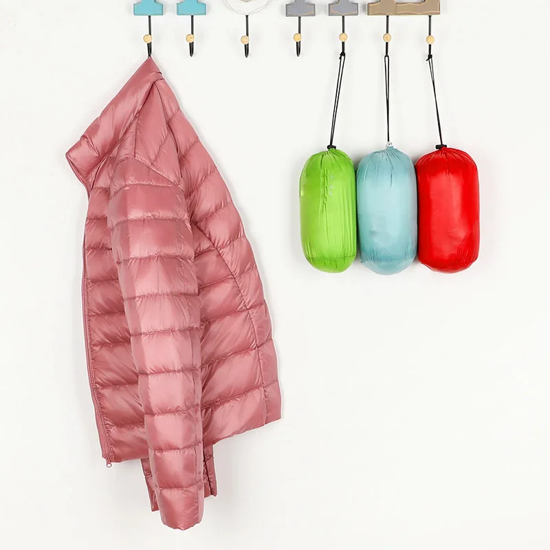 Женский пуховик на 90% белом утином пуху осенне зимний теплый приталенный молнии