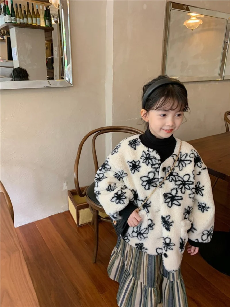 

2021 New Winter Children Casual Long Sleeve Single Breasted Lamb Cashmere Print Floral Keep Warm Casual Baby Overcoat 18M-6T
