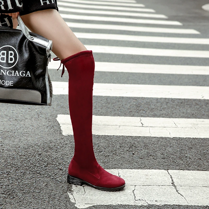 Wine red Short plush Г. Женские узкие Сапоги выше колена на низком каблуке замшевые черные модные пикантные зимние сапоги до бедра с круглым носком женская обувь 32-43 - Цвет: Wine red Short plush
