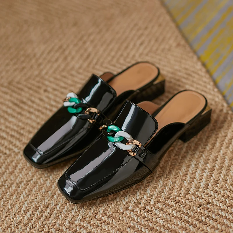 

2021 Ins Hot Women Black Shoes Metal Decoration Thick Heels Women Mules Genuine Leather Office Lady Shoes Woman Summer Slippers