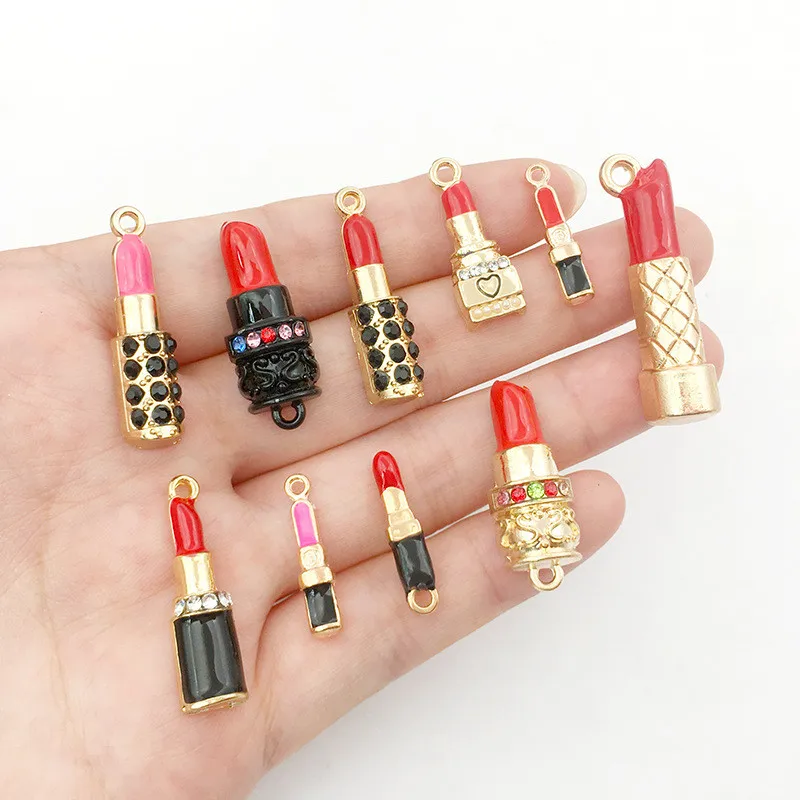 Красный 33 шт эмалированный макияж амулеты смешанные женские губные помады сплав