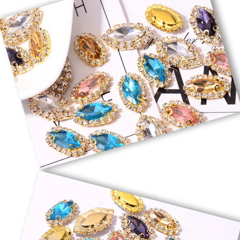 Украшение в виде конского глаза стразы с золотыми кристаллами кружева шитье