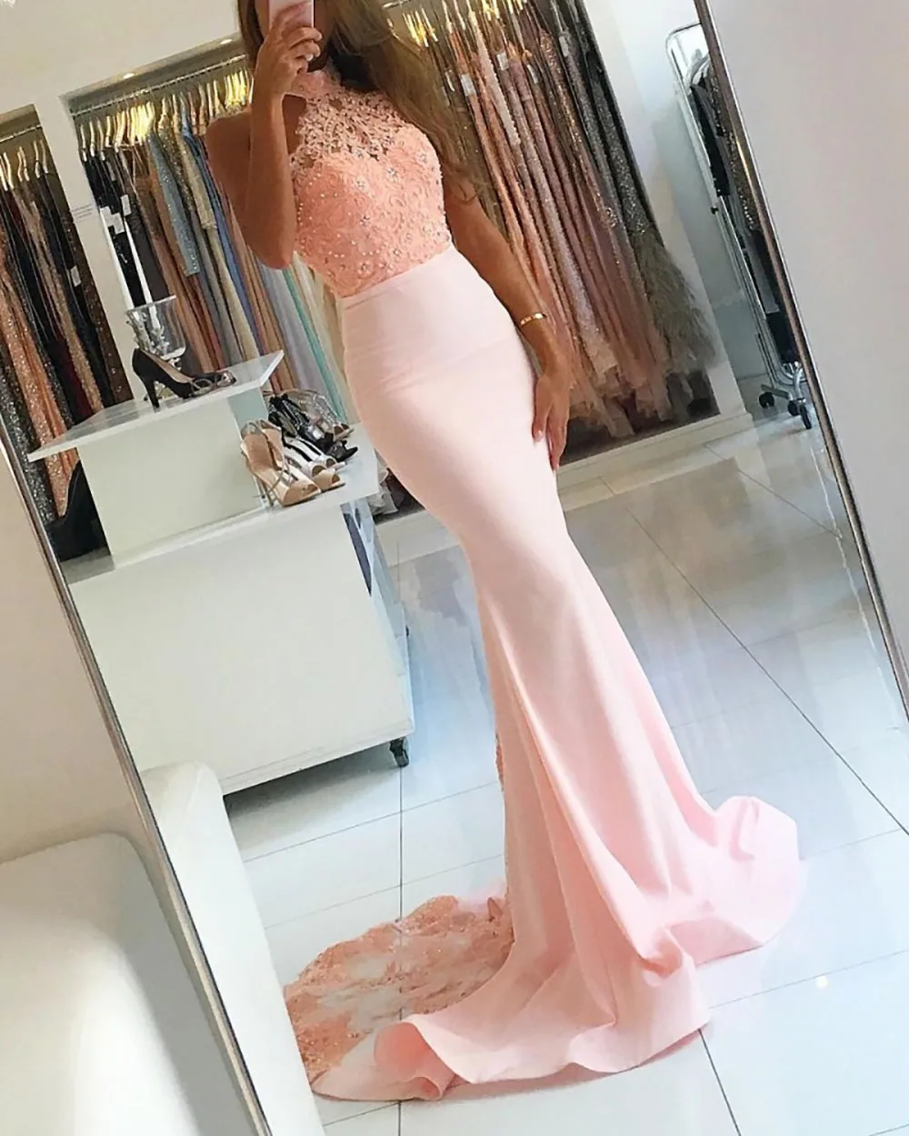 

Mermaid Evening Gown Backless Prom Dresses Prom Dress vestido de formatura Halter Appliques New Pink Lace Beaded Long