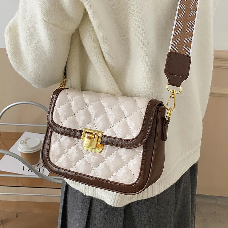 

Ladies Leather One-shoulder Women's Bag 2021 New Fashion Broadband Messenger Bag Winter Wild Rhombus Small Square Bag