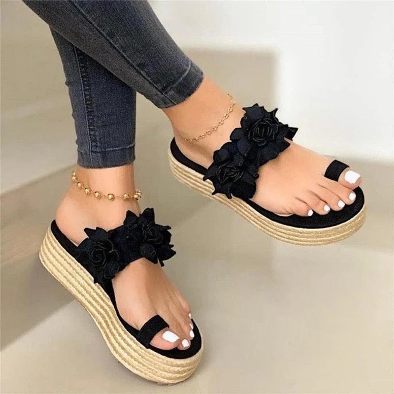 

Women's Bohemian Slip On Flats Women Flower Flat Slippers Non-slip Beach Shoes Soft Comfy Flat Shoes Antiskid Ladies Slippers