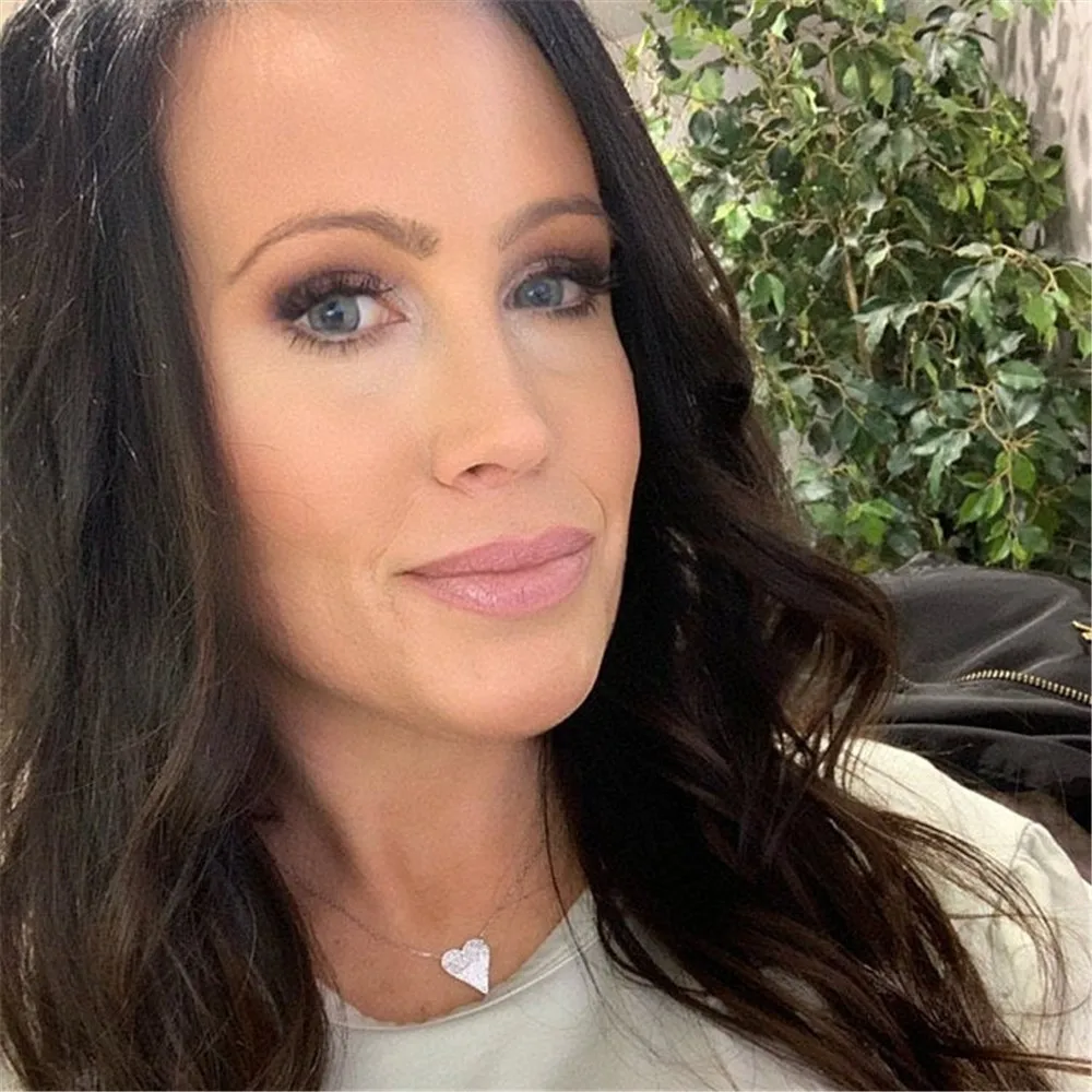 

AurolaCo Customized Name Necklace Personalized Stainless Steel Gold Choker Pendant Nameplate Necklace For Women Jewelry Gift