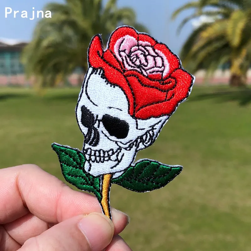 Prajna череп нашивки в виде Розы железа на вышитые патчи для одежды панк Рок змея