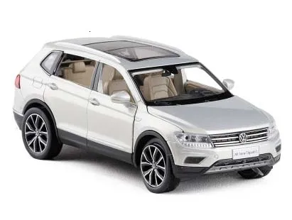 Высокая симуляция 1/32 масштаб Tiguan L легированная модель автомобиля Muaical мигающая
