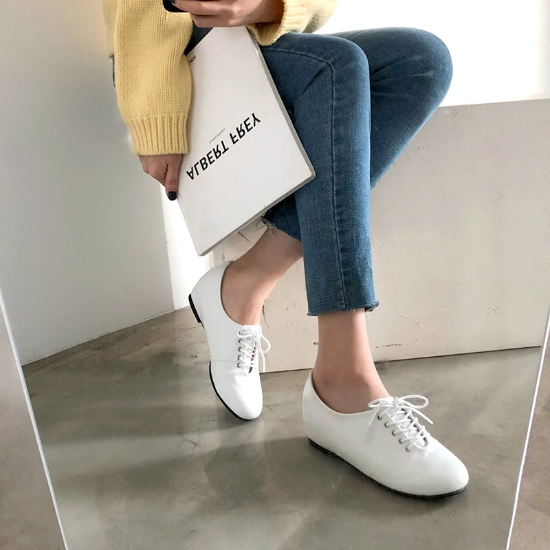 

Black White Round Head Leather Shoes for Women Flat Shoe 2020 Autumn Formal Wear Handmade Shoes Size 33-46